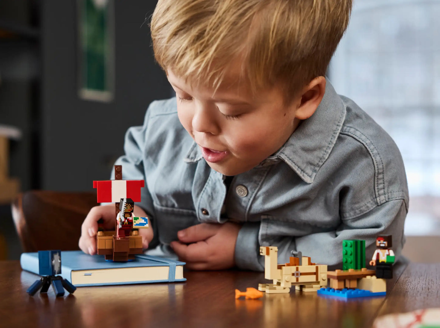 LEGO Minecraft Die Piratenschiffreise (21259)