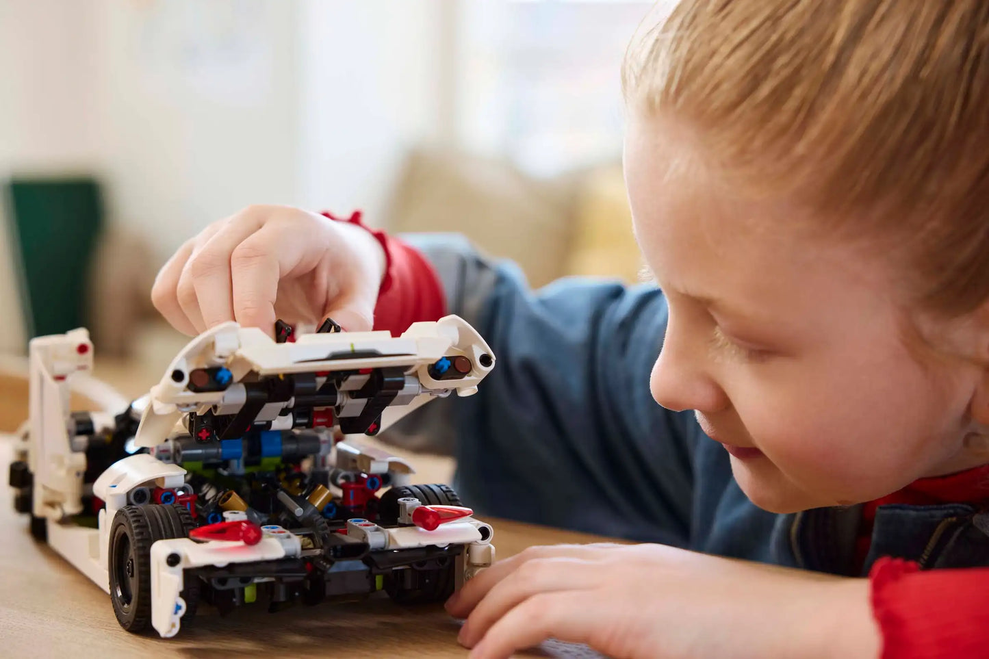 LEGO Technic Koenigsegg Jesko Absolut Supersportwagen in Weiß (42184)