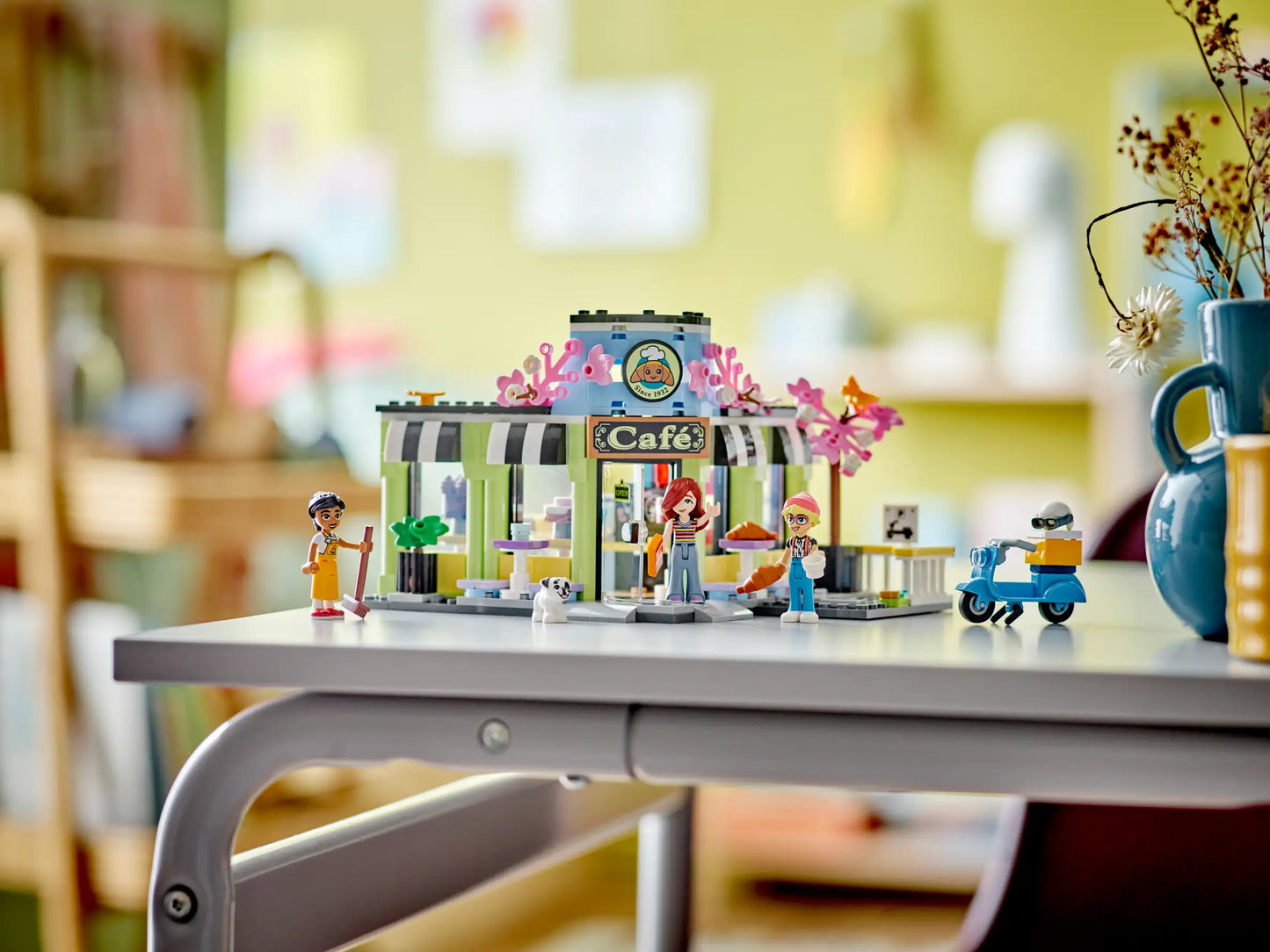LEGO Friends Heartlake City Café (42618)