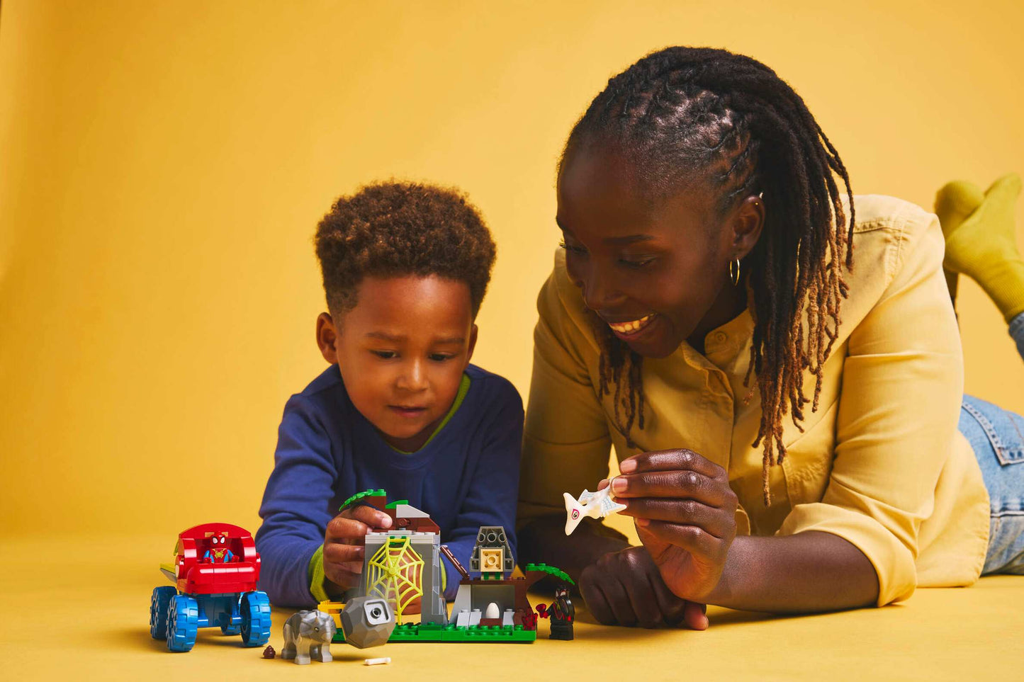 LEGO Marvel Super Heroes Spideys Team auf Rettungsmission im Dino-Truck (11199)