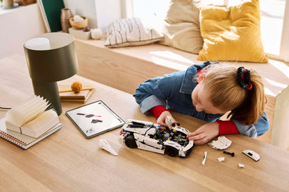 LEGO Technic Koenigsegg Jesko Absolut Supersportwagen in Weiß (42184)