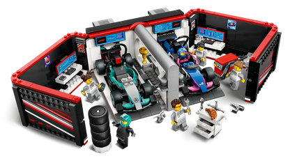 LEGO City F1® Garage mit Mercedes-AMG & Alpine Rennautos (60444)