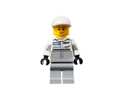 LEGO Speed Champions Porsche 919 Hybrid and 917K Pit Lane (75876)