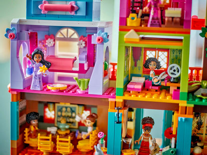 LEGO Disney Das magische Haus der Madrigals (43245)