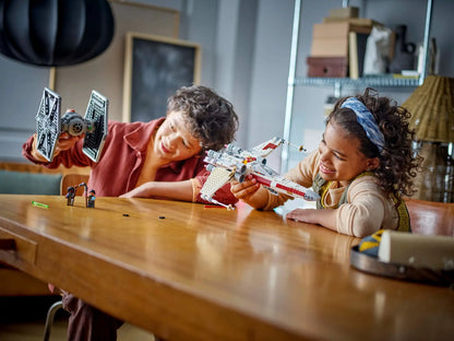 LEGO Star Wars Mashup aus TIE Fighter & X-Wing (75393)