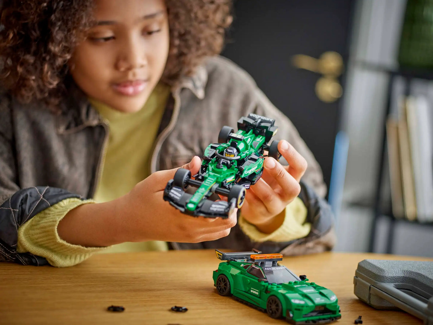 LEGO Speed Champions Aston Martin Safety Car & AMR23 (76925)