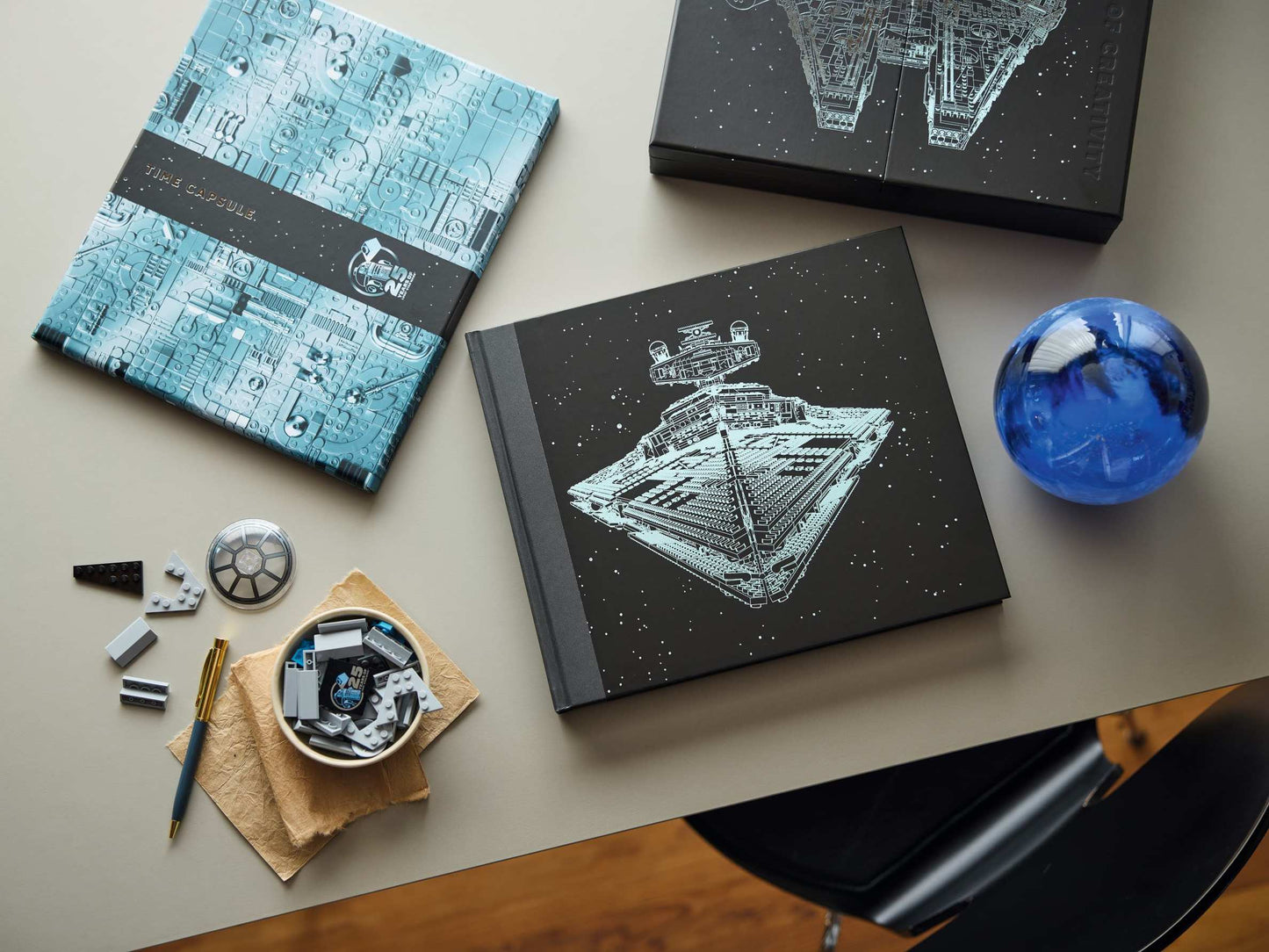 LEGO Star Wars Coffetable Book: The Force of Creativity (5008878)