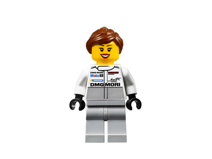 LEGO Speed Champions Porsche 919 Hybrid and 917K Pit Lane (75876)