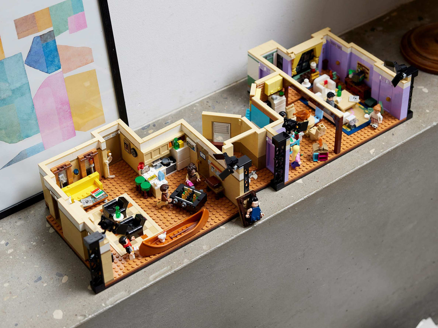 LEGO® Icons Friends Apartments (10292)